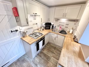 Photo 8- click for photo gallery